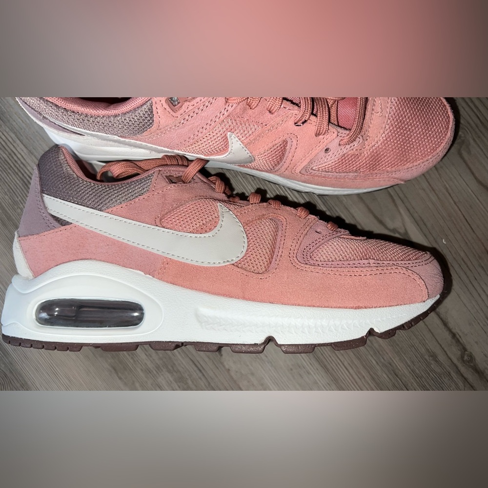 WOMENS NIKE AIR MAX COMMAND RUNNING SHOES SIZE 7 STARDUST/LIGHT BONE NWOB - Picture 5 of 5